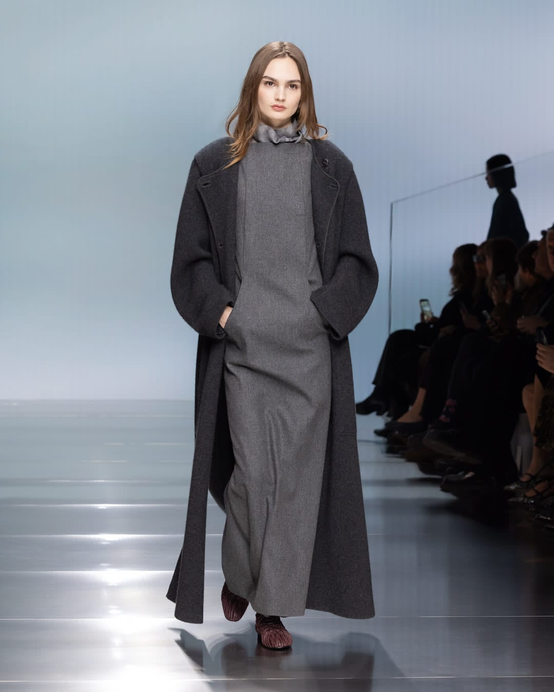 Giorgio Armani — осень–зима 2026/27, образ 2