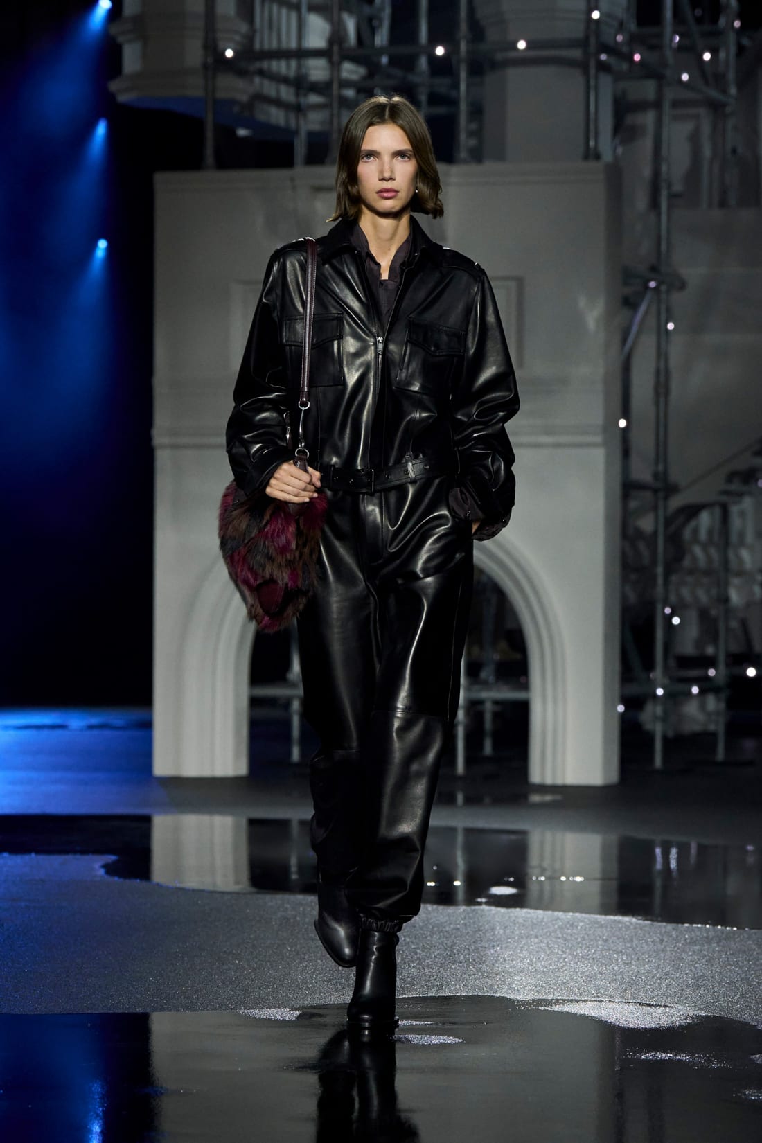 Burberry — осень–зима 2026/27, образ 6