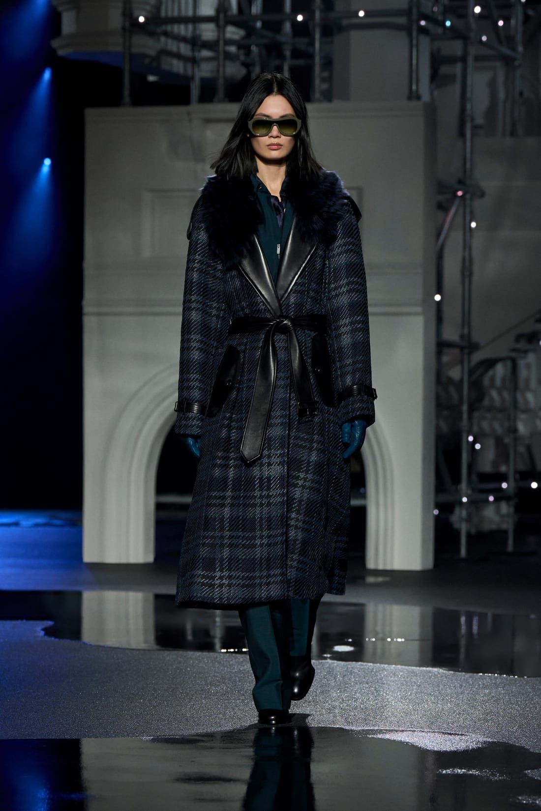 Burberry — осень–зима 2026/27, образ 8