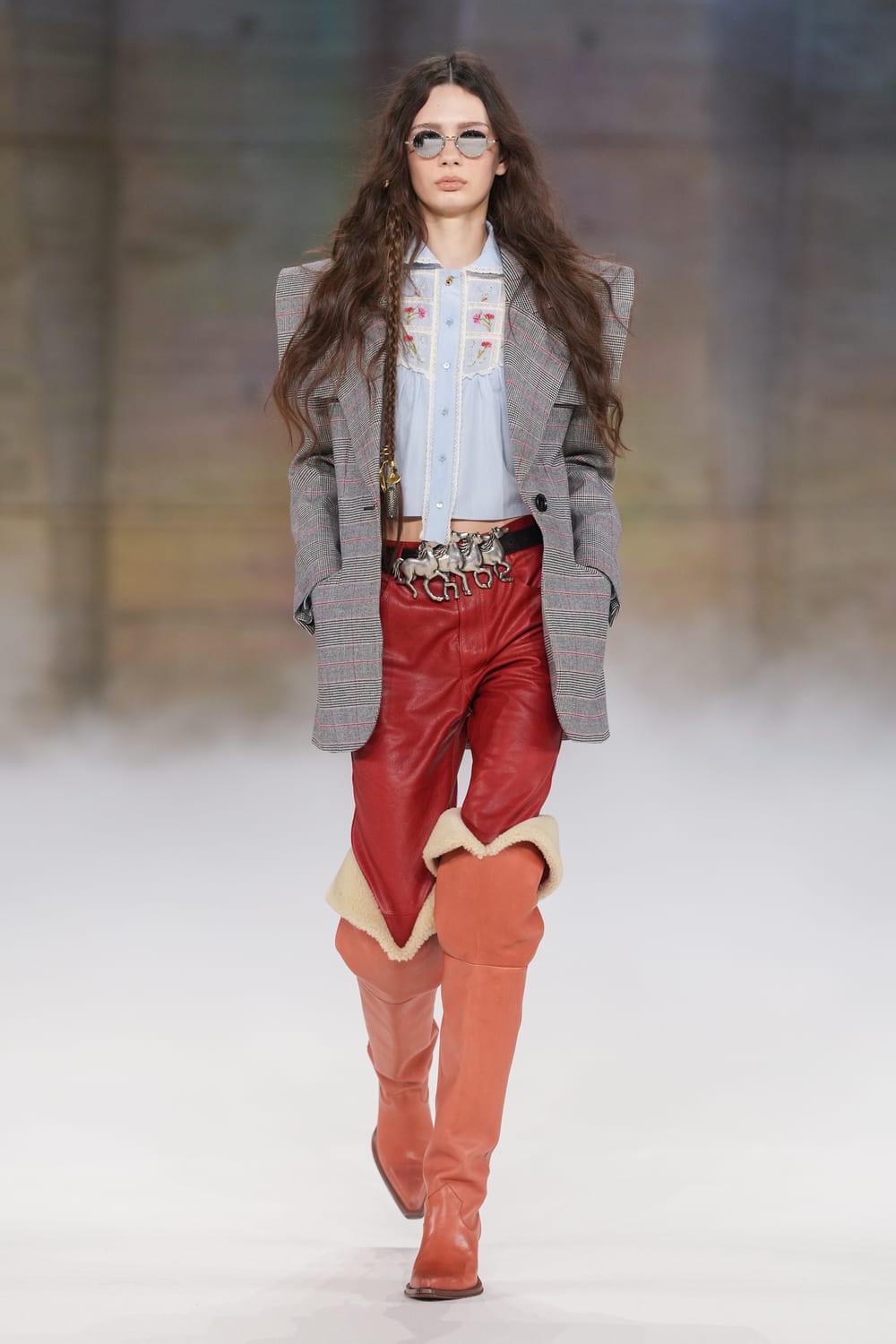 Chloé · осень–зима 2026/27 · образ 5
