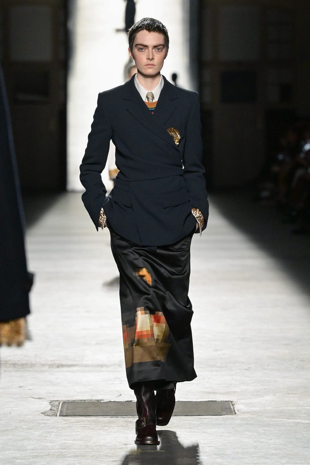 Dries Van Noten · Осень–зима 2026/27 · Образ 02