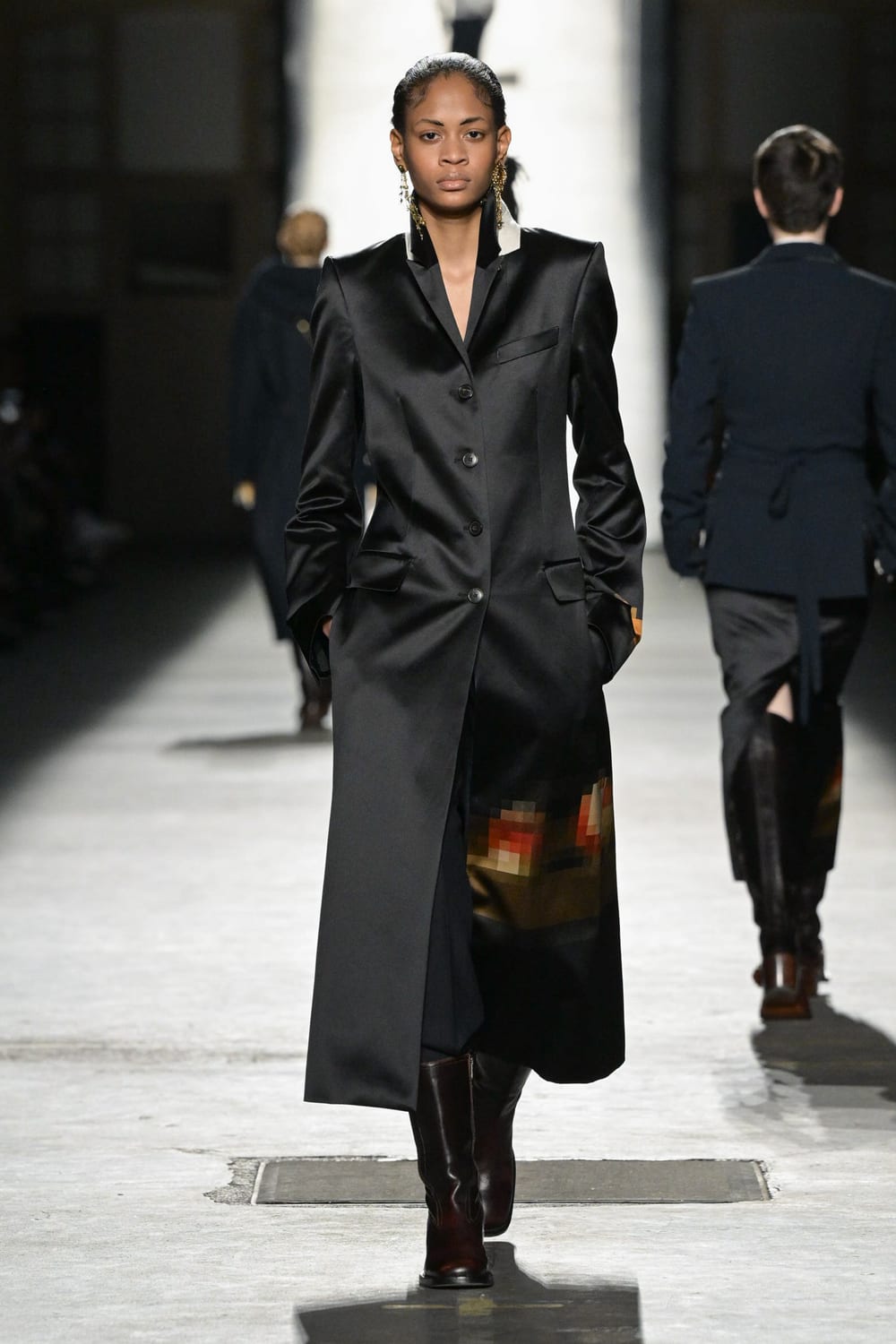 Dries Van Noten · Осень–зима 2026/27 · Образ 04