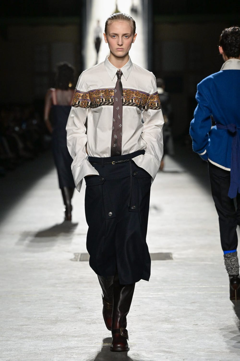 Dries Van Noten · Осень–зима 2026/27 · Образ 07