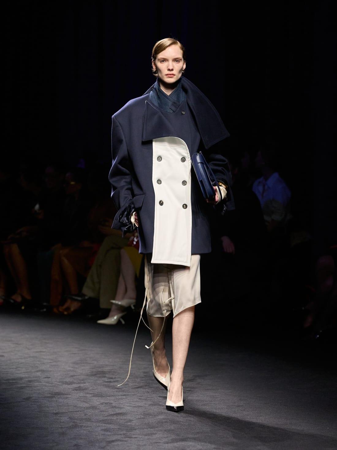 Ferragamo — осень–зима 2026/27, образ 1