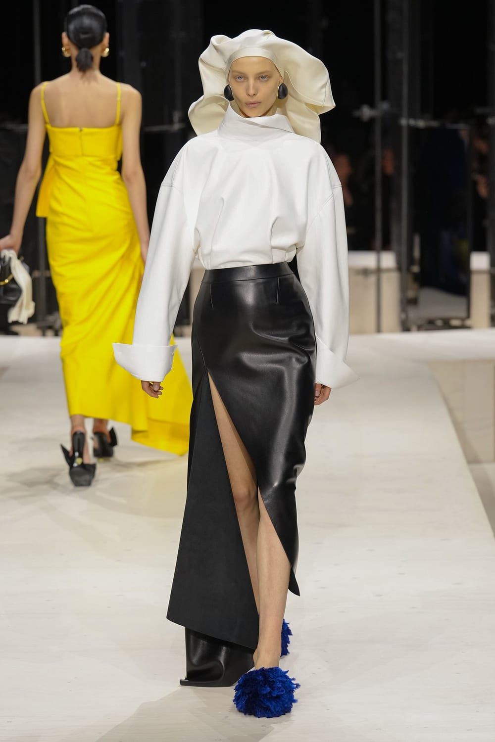 Givenchy · осень–зима 2026/27 · образ 6
