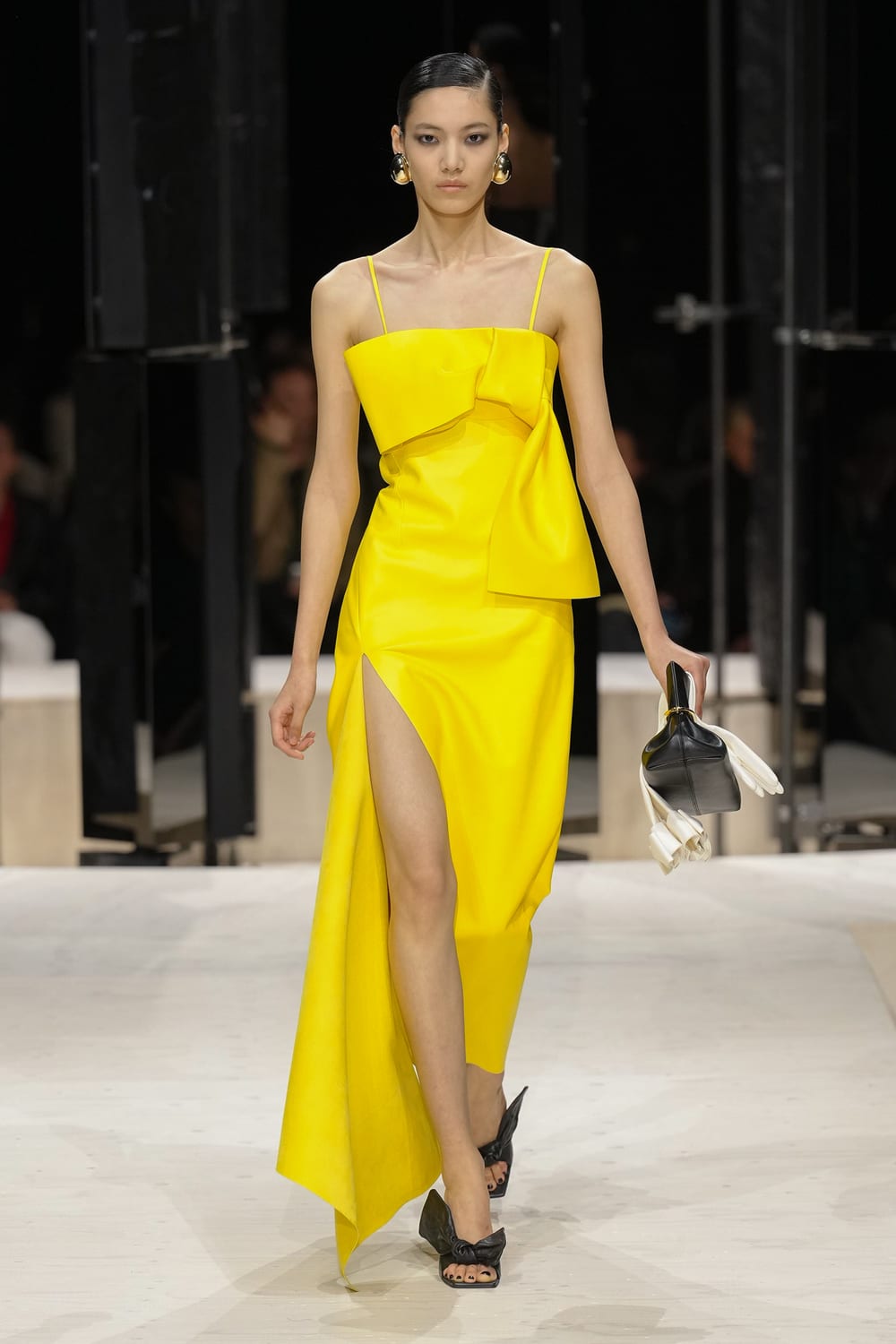 Givenchy · осень–зима 2026/27 · образ 8