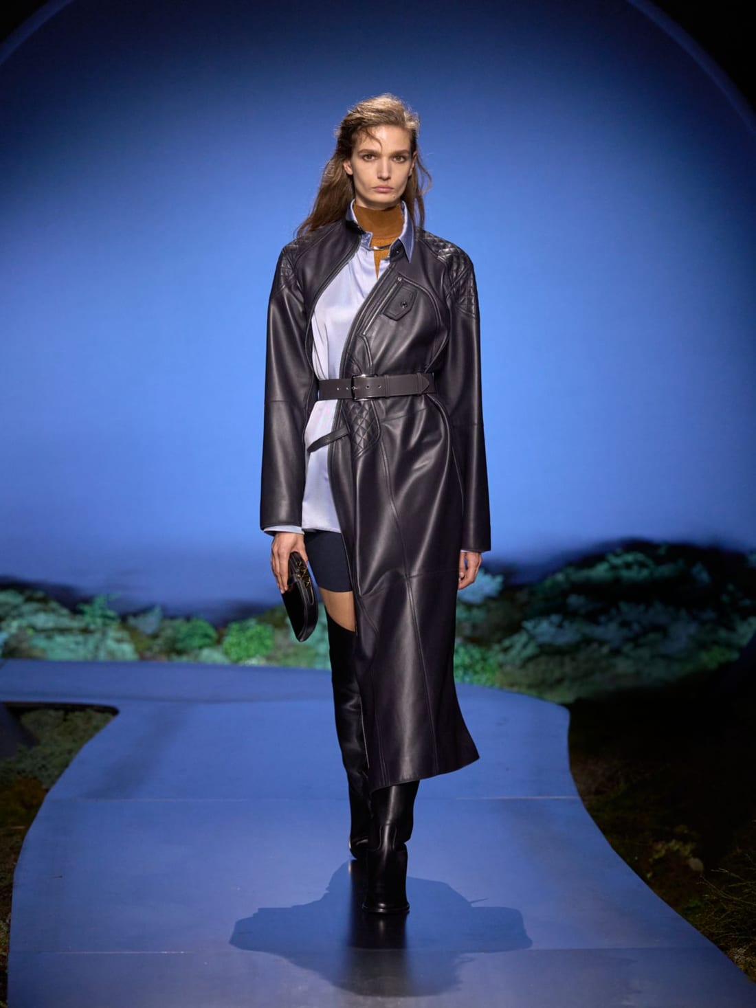 Hermès · Осень–зима 2026/27 · Образ 02