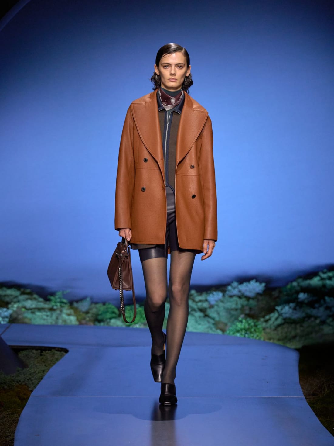 Hermès · Осень–зима 2026/27 · Образ 05
