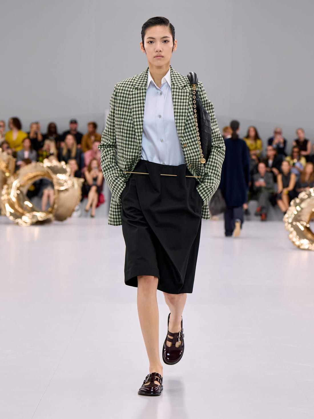 Loewe · Весна–лето 2024 · Образ 16