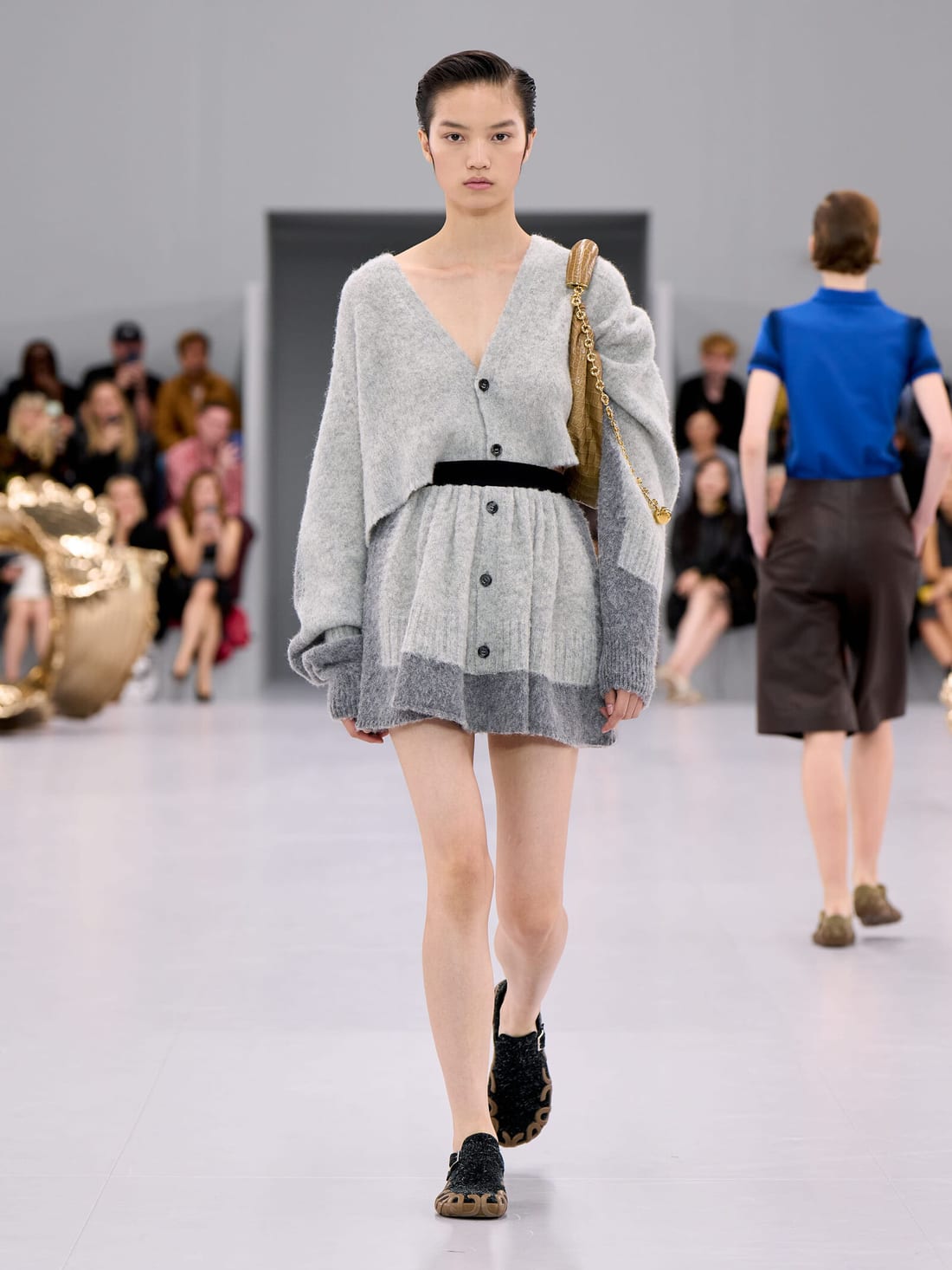 Loewe · Весна–лето 2024 · Образ 24