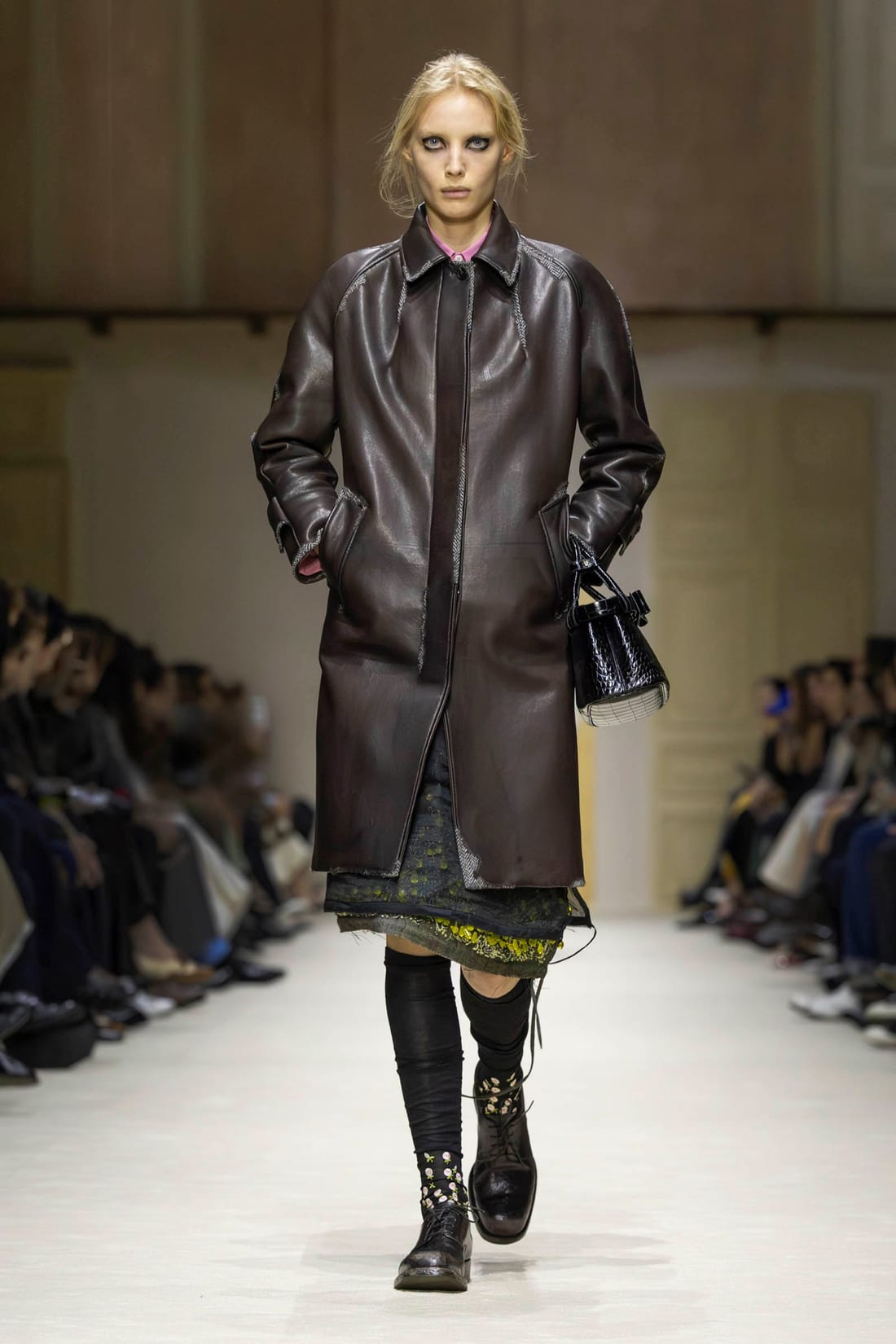 Prada · Осень–зима 2026/27 · Образ 6