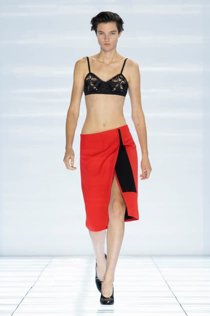 Prada — Весна–лето 2027: Prada · Весна–лето 2027 · Образ 1