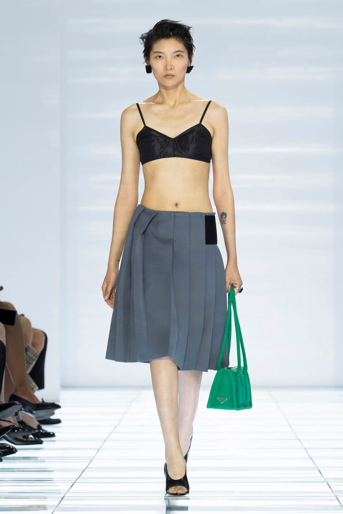 Prada · Весна–лето 2027 · Образ 4
