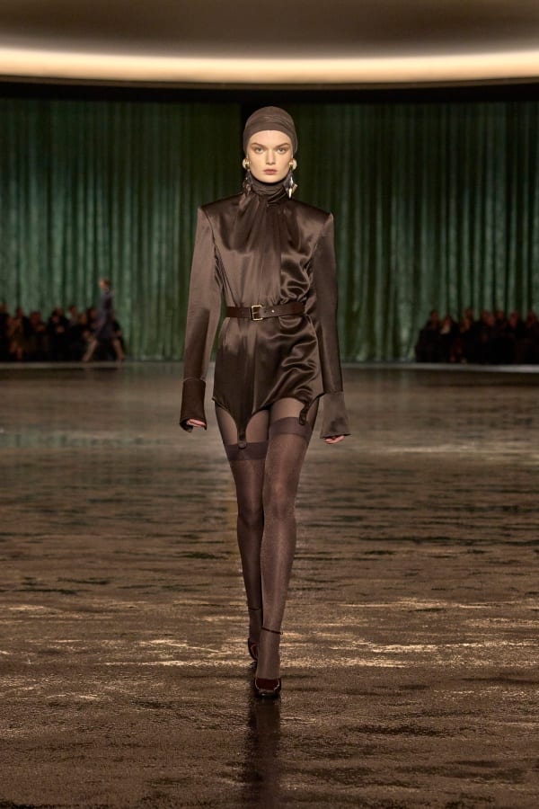 Saint Laurent · Осень–зима 2024–2025 · Образ 16