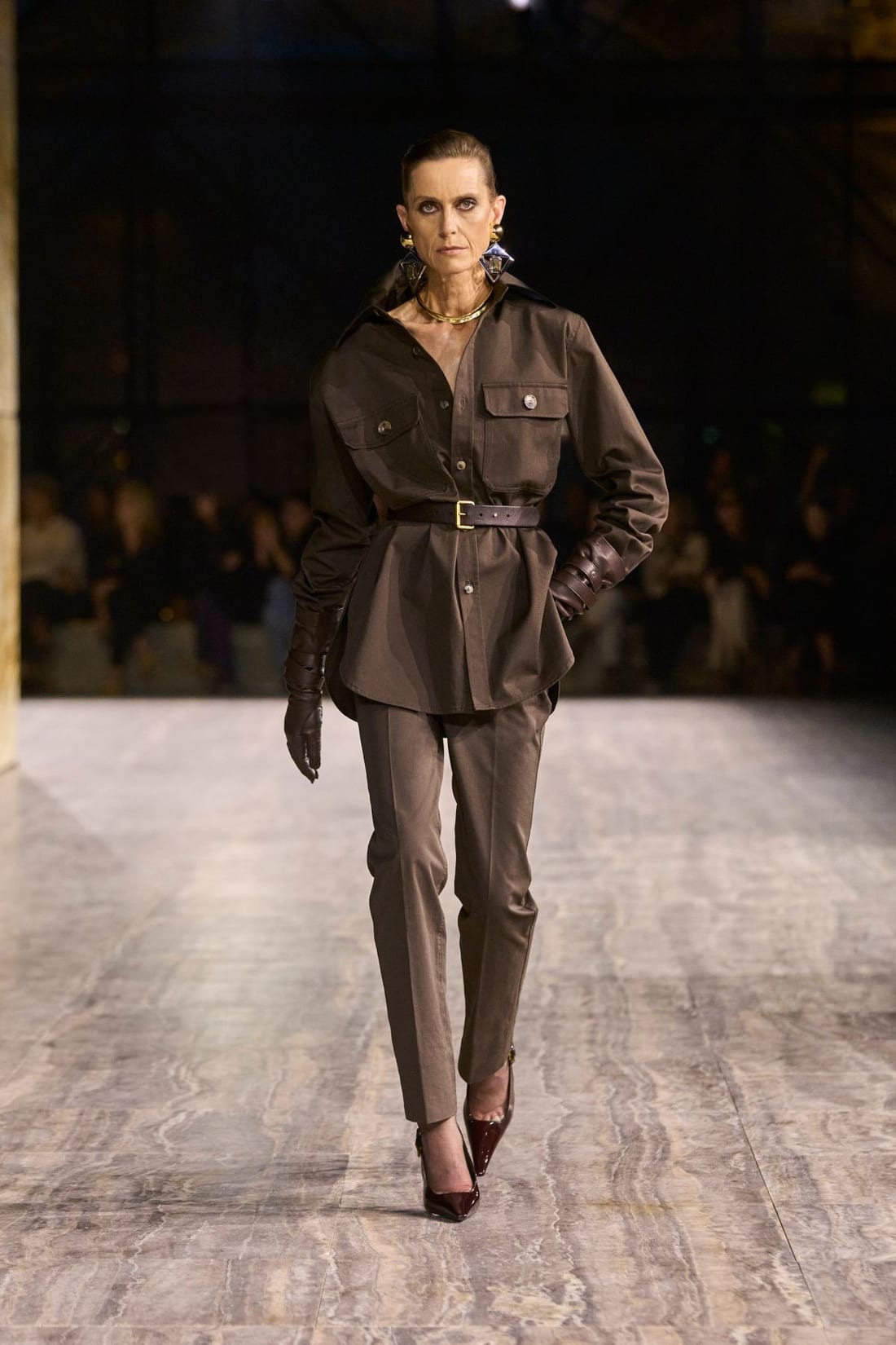Saint Laurent · Весна–лето 2024 · Образ 24