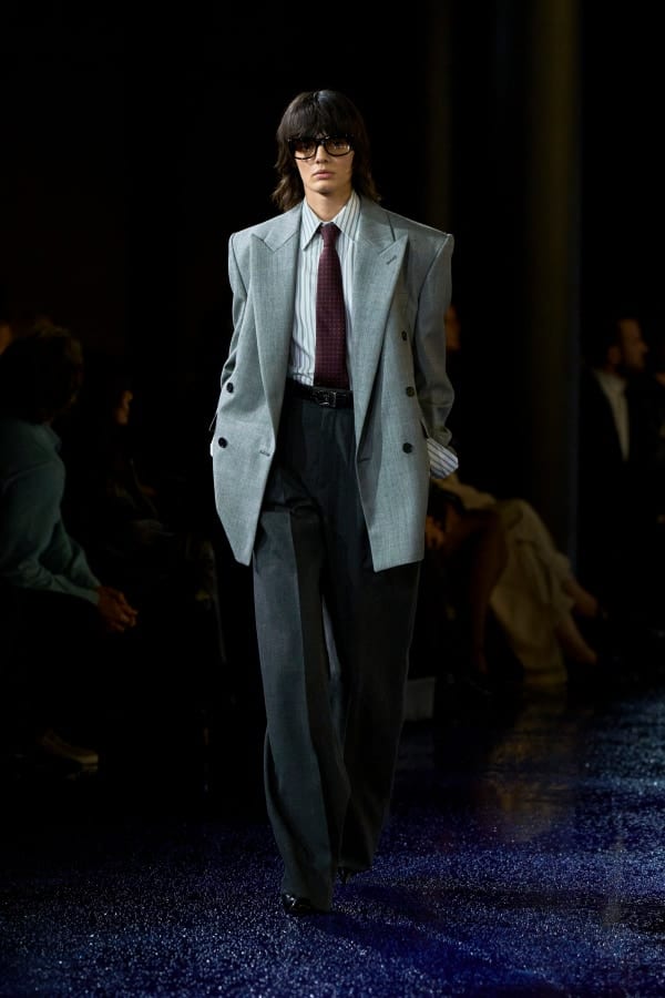 Saint Laurent · Весна–лето 2025 · Образ 8