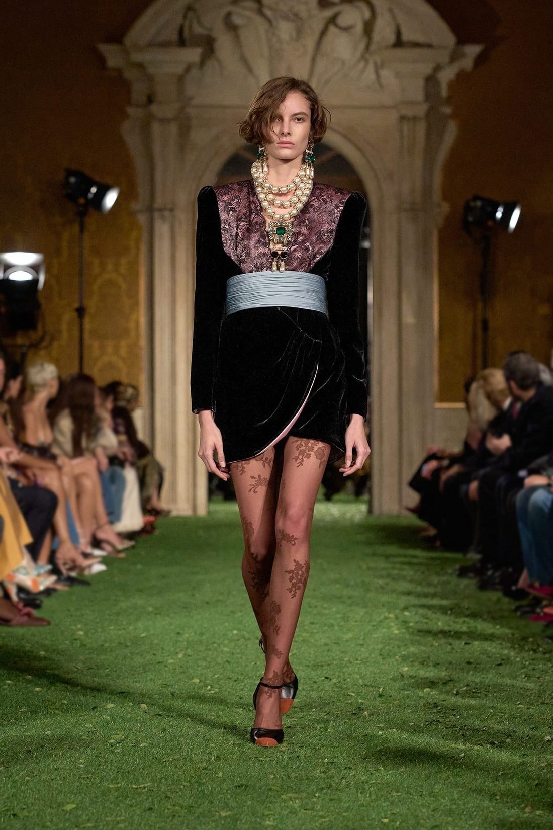 Valentino · Interferenze · образ 6
